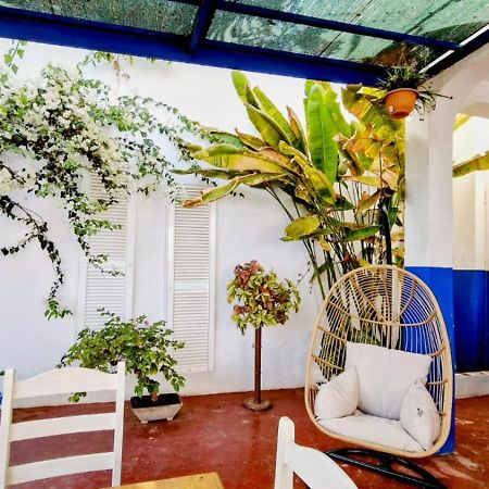 פראייה Kelly Guest House מראה חיצוני תמונה