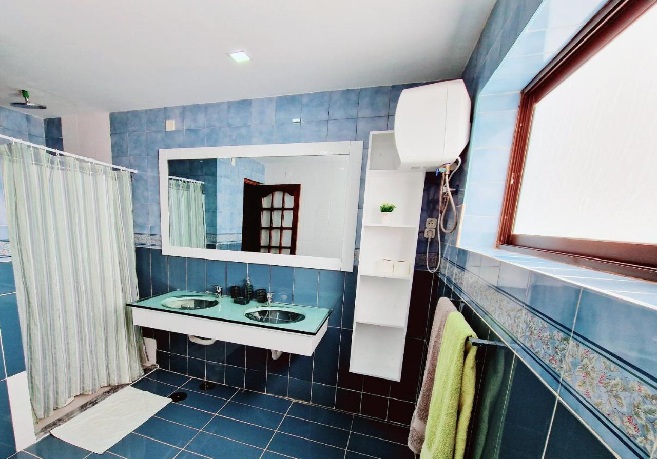 פראייה Kelly Guest House מראה חיצוני תמונה